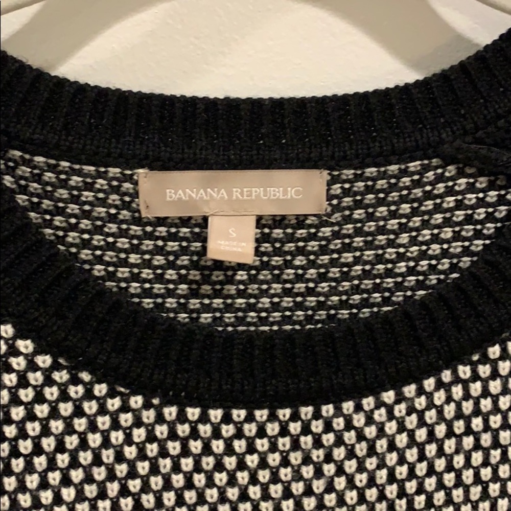 Sweater - Picture 2 of 2